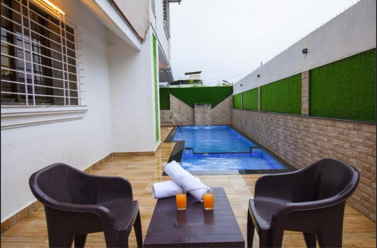Laughtale Villa 4Bhk Swimming Pool Lonavala Kültér fotó